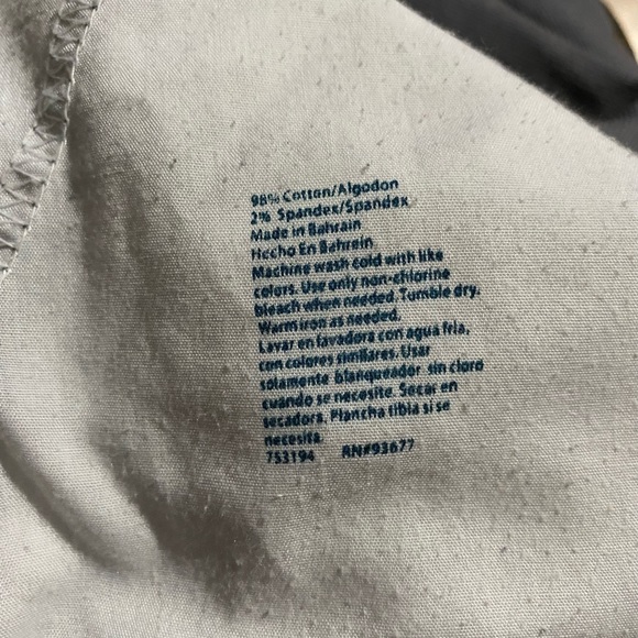 St. John’s Bay Women’s Faint Corduroy Pants Size 6P - Picture 11 of 12